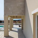 Stina Jezera, Murter Villa *