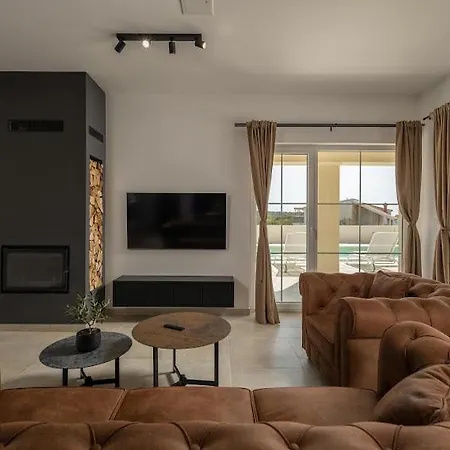 Stina Jezera, Murter *