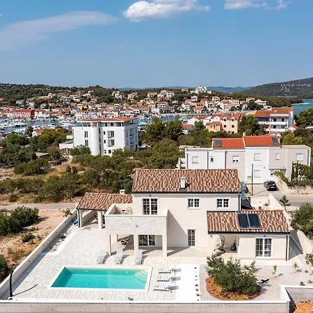 Vila Stina Jezera, Murter *