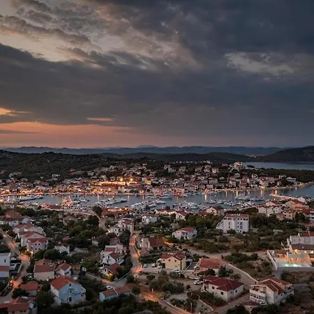 Stina Jezera, Murter * Jezera