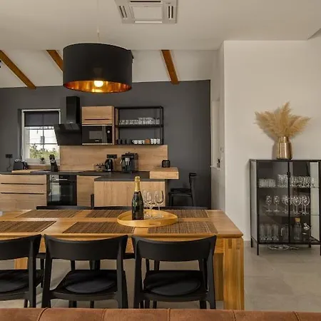 Vila Stina Jezera, Murter *