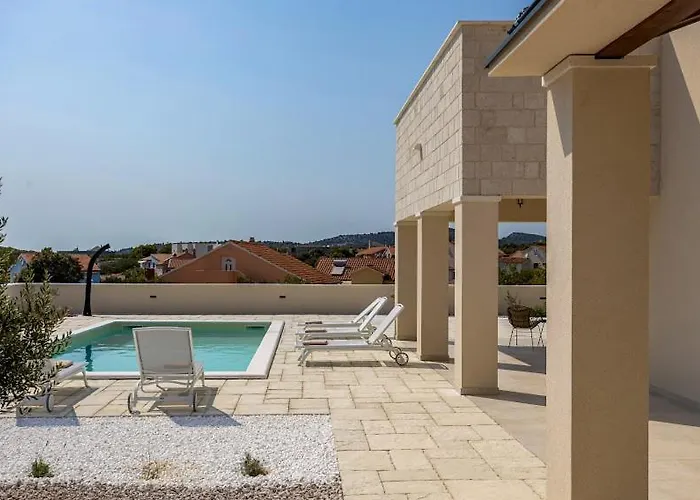 Stina Jezera, Murter Jezera