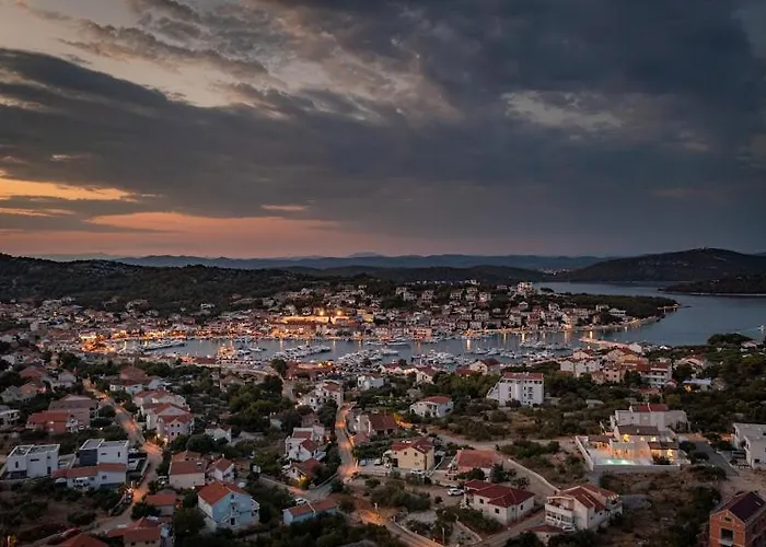 Stina Jezera, Murter * Jezera