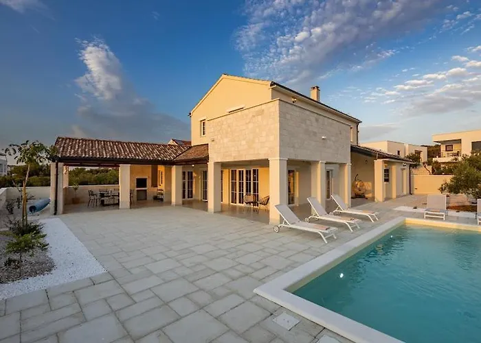 Stina Jezera, Murter Jezera