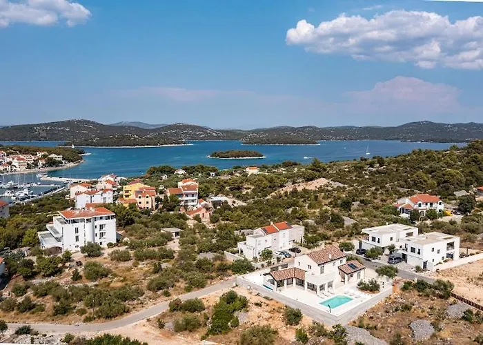 Stina Jezera, Murter * Jezera