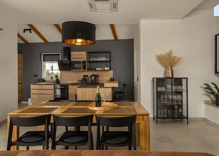 Villa Stina Jezera, Murter *